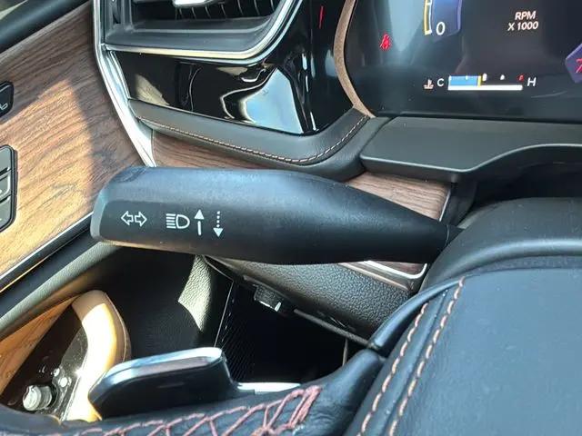 2023 Jeep Grand Cherokee L Summit 4x4