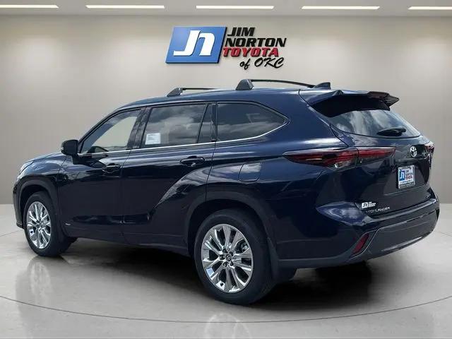 2026 Toyota Highlander Hybrid Limited