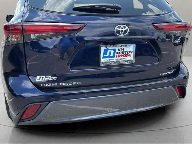 2026 Toyota Highlander Hybrid Limited