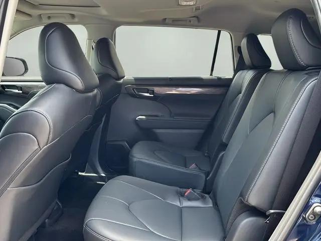 2026 Toyota Highlander Hybrid Limited