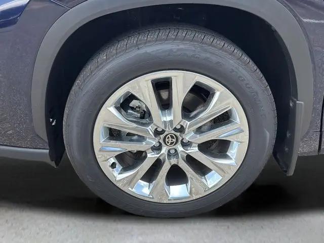 2026 Toyota Highlander Hybrid Limited