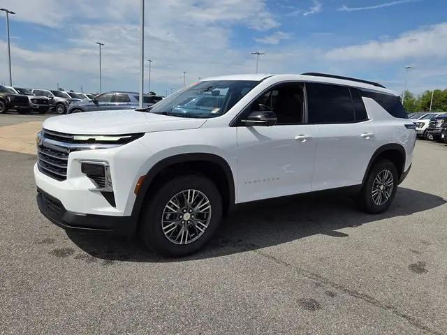 2026 Chevrolet Traverse FWD LT