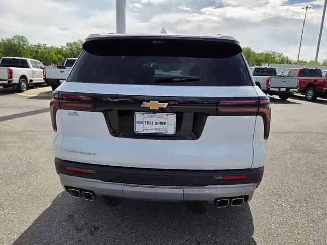 2026 Chevrolet Traverse FWD LT