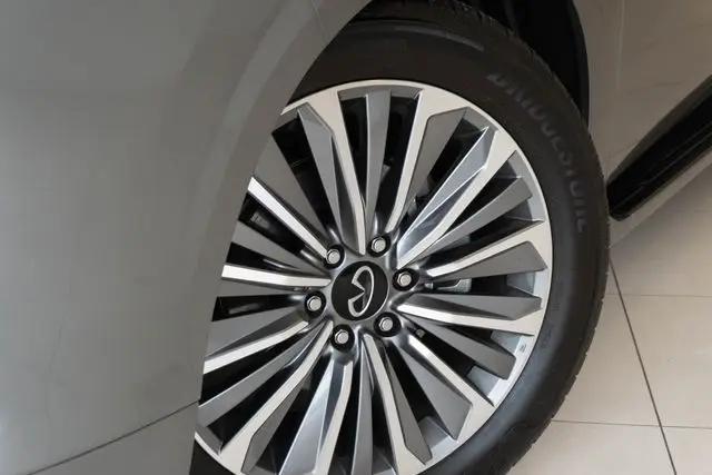2025 INFINITI QX80 SENSORY AWD