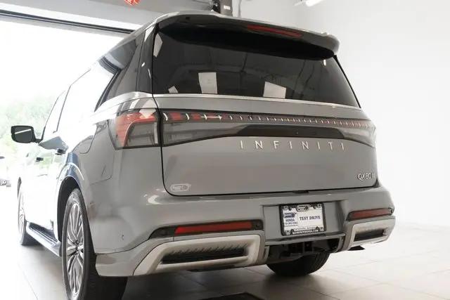 2025 INFINITI QX80 SENSORY AWD