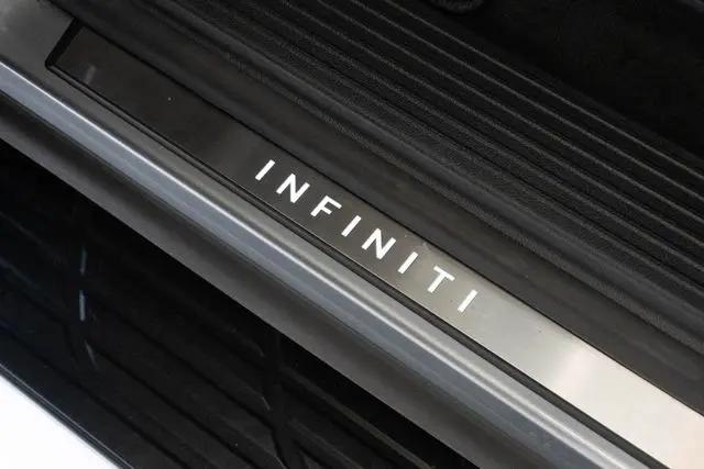 2025 INFINITI QX80 SENSORY AWD