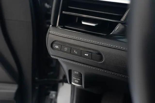 2025 INFINITI QX80 SENSORY AWD