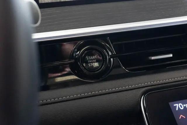 2025 INFINITI QX80 SENSORY AWD