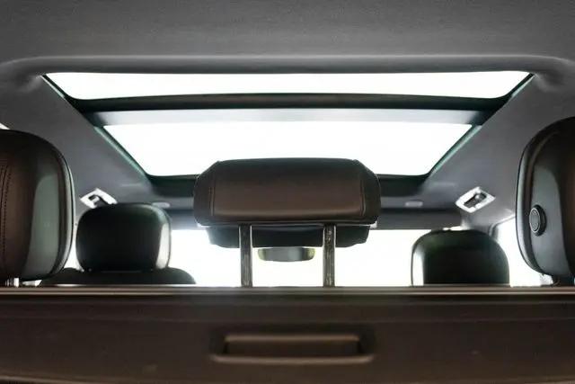 2025 Land Rover Range Rover Sport P360 SE