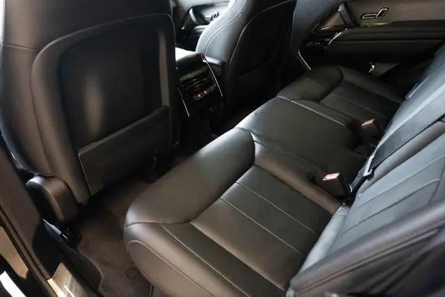 2025 Land Rover Range Rover Sport P360 SE