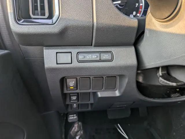 2026 Nissan Frontier Crew Cab SV 4x2