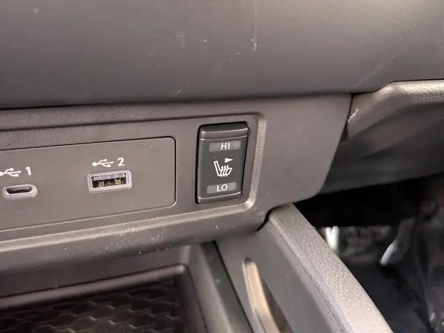 2026 Nissan Frontier Crew Cab SV 4x2
