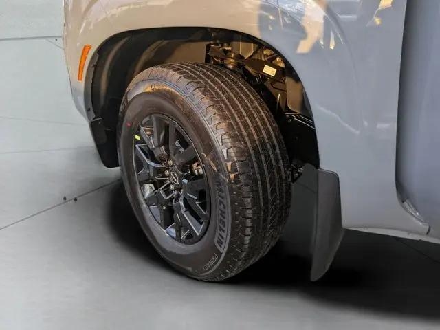 2026 Nissan Frontier Crew Cab SV 4x2