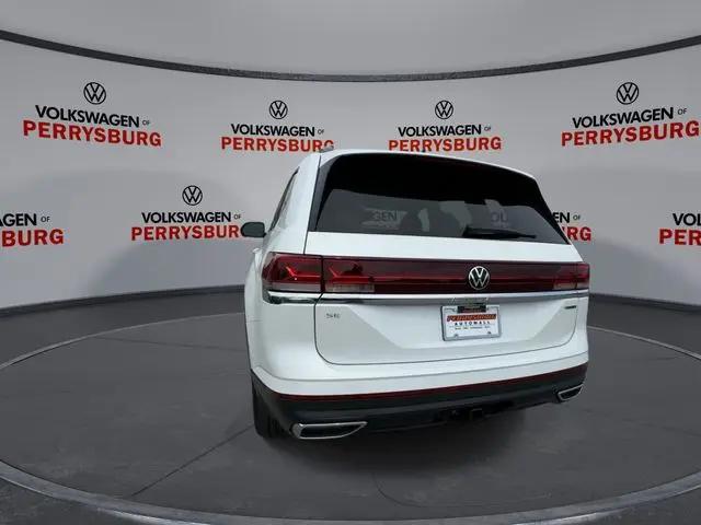 2026 Volkswagen Atlas SE with Technology