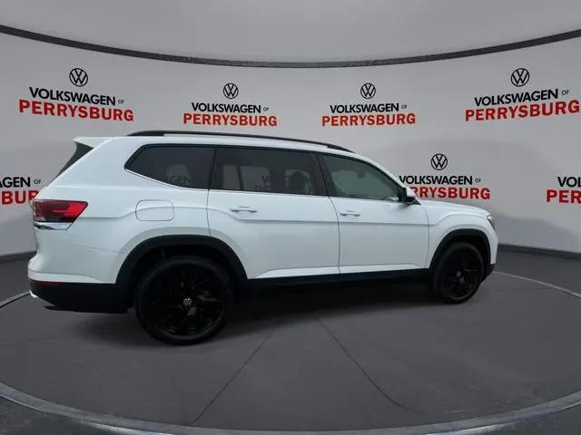 2026 Volkswagen Atlas SE with Technology