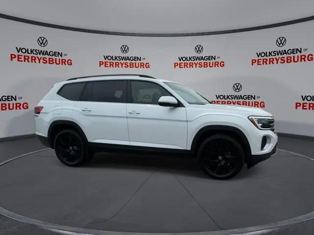 2026 Volkswagen Atlas SE with Technology