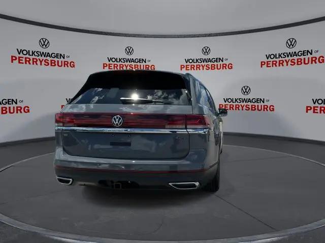 2026 Volkswagen Atlas SE with Technology
