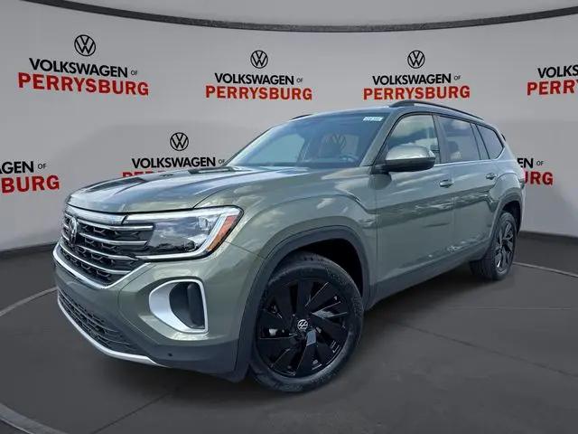 2026 Volkswagen Atlas SE with Technology for sale in Perrysburg, OH