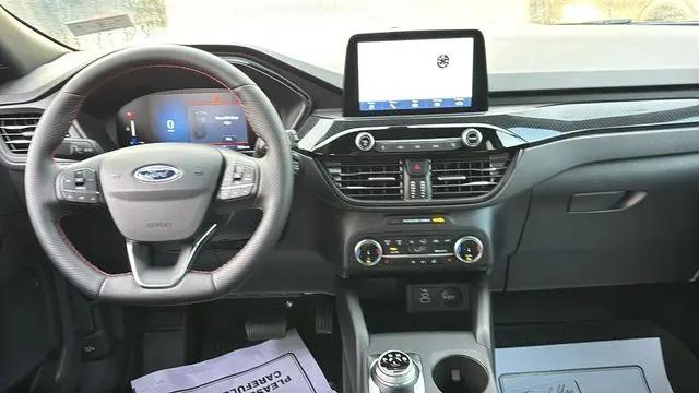 2025 Ford Escape ST-Line Select
