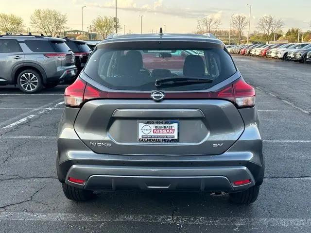 2023 Nissan Kicks SV Xtronic CVT