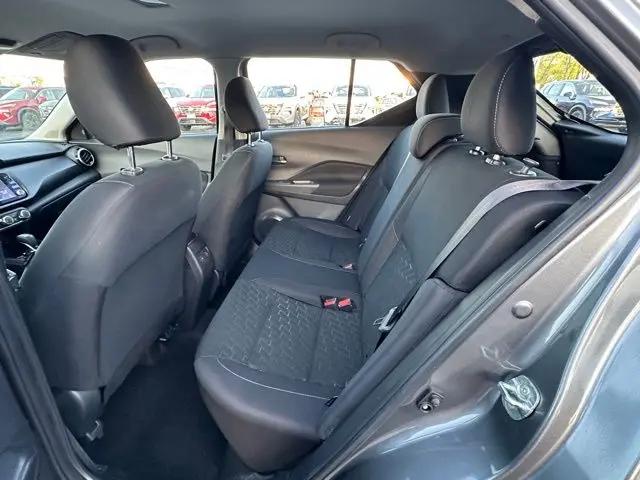 2023 Nissan Kicks SV Xtronic CVT