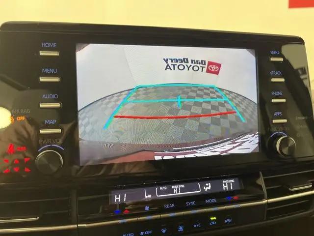 2024 Toyota Sienna LE