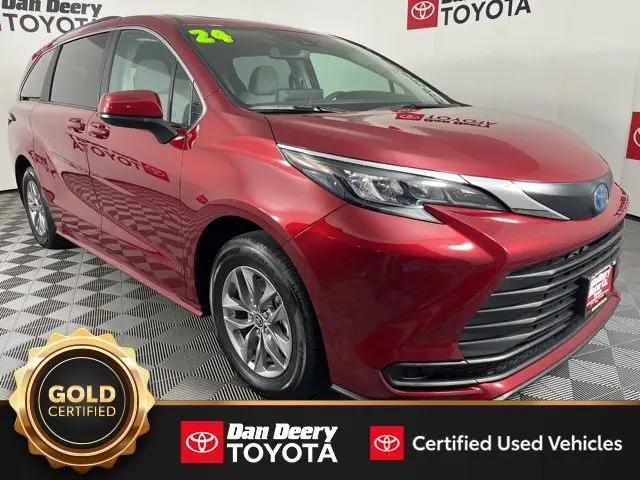 2024 Toyota Sienna LE for sale in Cedar Falls, IA