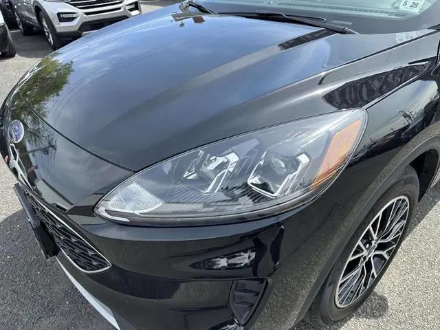 2022 Ford Escape SE Plug-In Hybrid