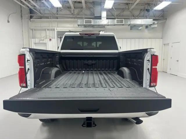 2026 Chevrolet Silverado 2500HD Crew Cab, Standard Bed, LTZ, 4WD