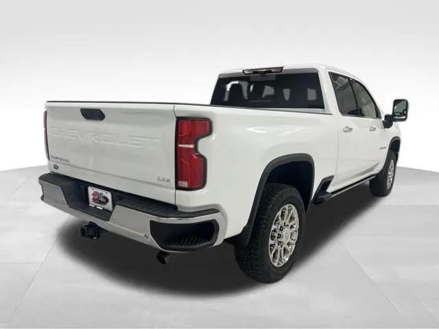 2026 Chevrolet Silverado 2500HD Crew Cab, Standard Bed, LTZ, 4WD