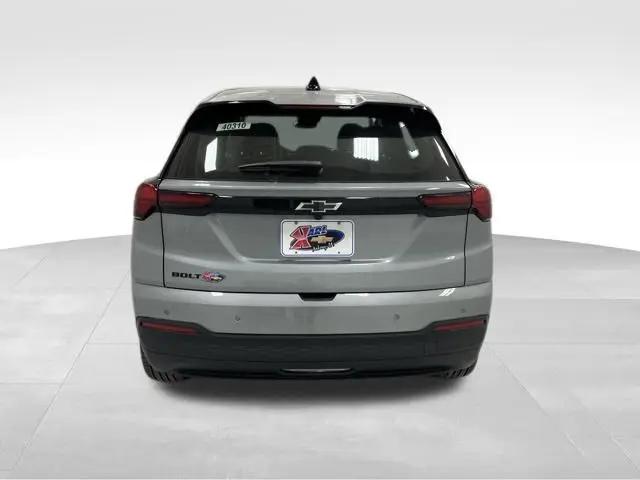 2027 Chevrolet Bolt LT FWD
