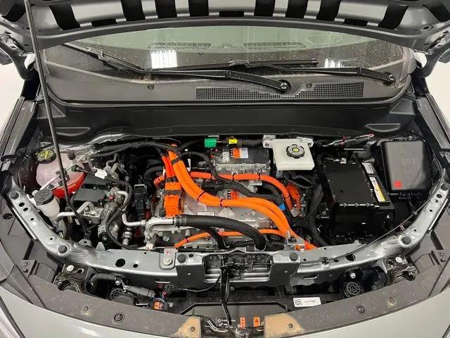2027 Chevrolet Bolt LT FWD
