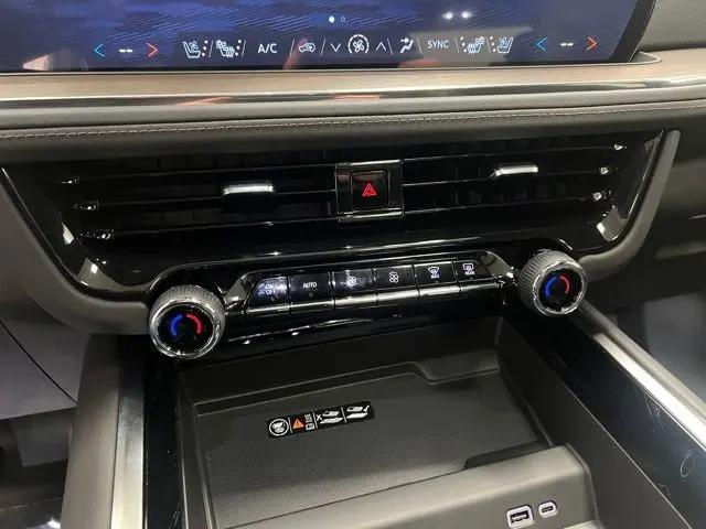 2026 Chevrolet Suburban High Country, 4WD
