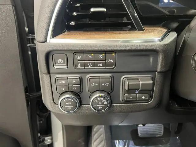 2026 Chevrolet Suburban High Country, 4WD