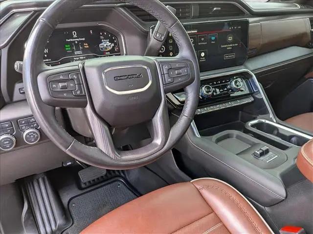 2025 GMC Sierra 2500HD 4WD Crew Cab Standard Bed Denali Ultimate