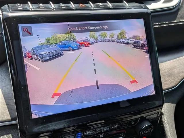 2025 Jeep Grand Cherokee Overland 4x4