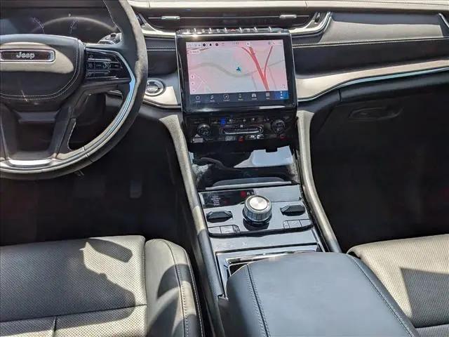 2025 Jeep Grand Cherokee Overland 4x4