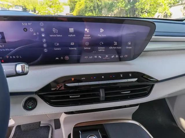 2026 Buick Enclave Avenir FWD