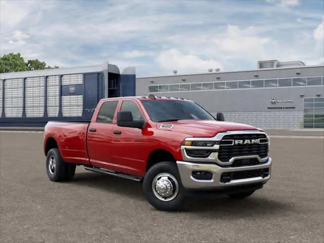 2026 Ram 3500 Tradesman Crew Cab 4x4 8 Box