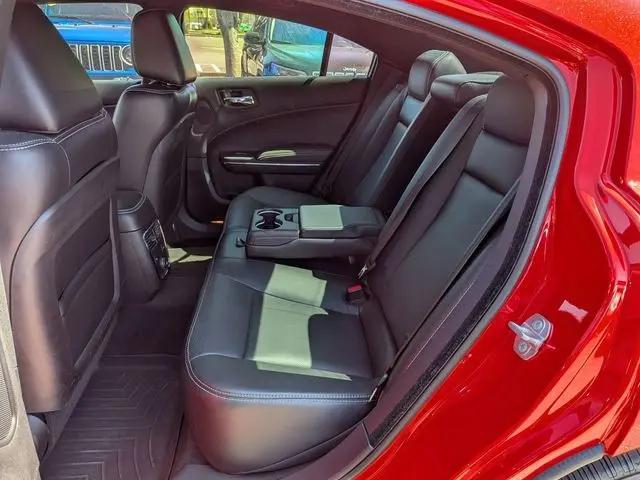 2014 Dodge Charger SXT Plus
