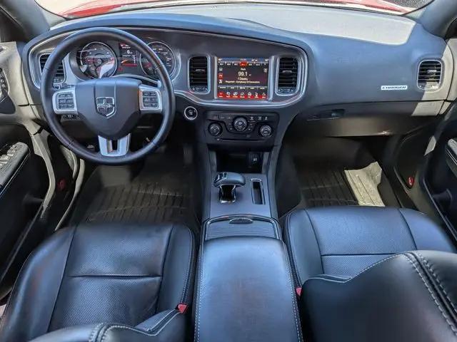 2014 Dodge Charger SXT Plus