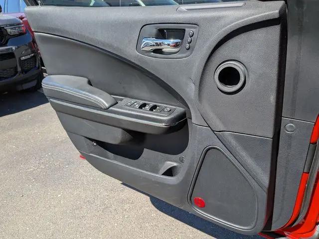 2014 Dodge Charger SXT Plus