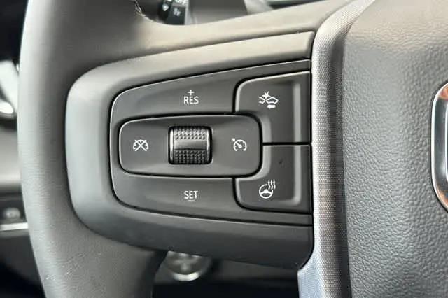 2026 GMC Sierra 1500 Crew Cab, Short Bed, SLT, 4WD