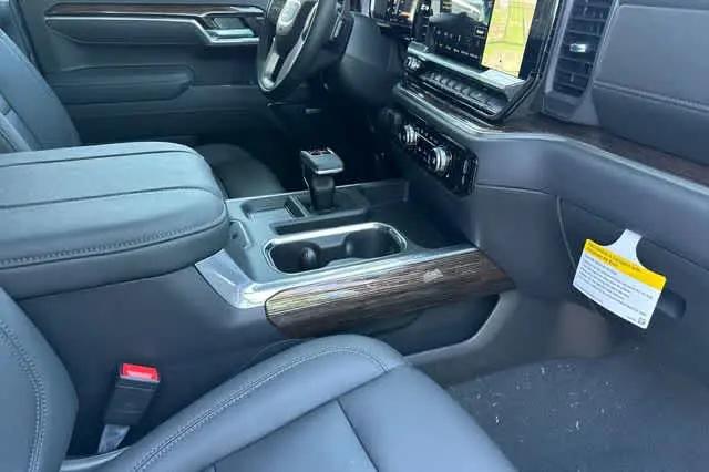 2026 GMC Sierra 1500 Crew Cab, Short Bed, Elevation, 4WD