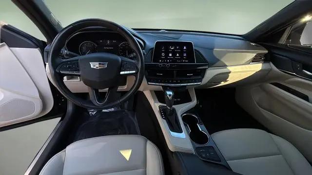 2023 Cadillac CT4 Luxury