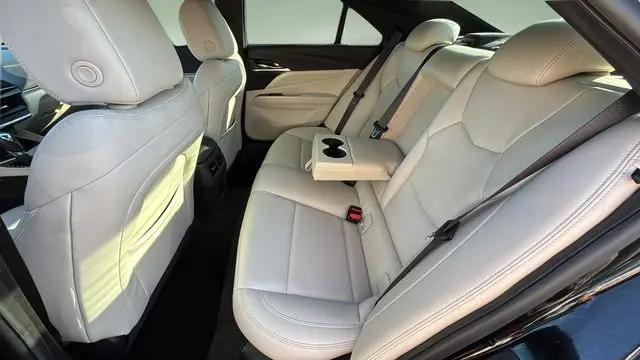 2023 Cadillac CT4 Luxury