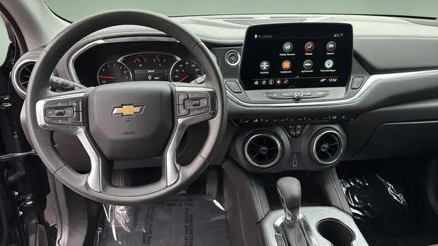 2025 Chevrolet Blazer AWD 2LT