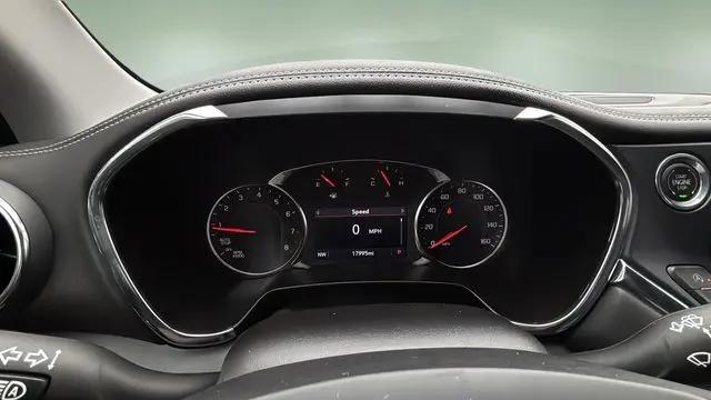 2025 Chevrolet Blazer AWD 2LT