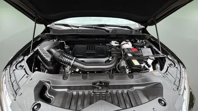 2025 Chevrolet Blazer AWD 2LT