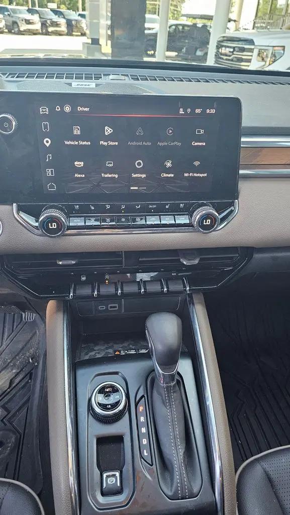 2024 GMC Canyon 4WD Denali